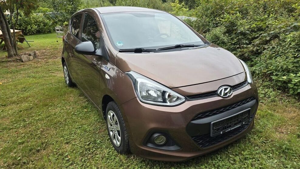 i10