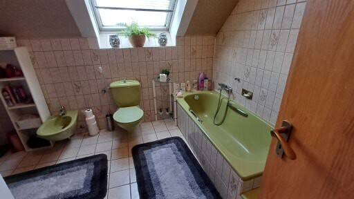 1 A TOP Lage Kassel Niederzwehren 8 zimmer