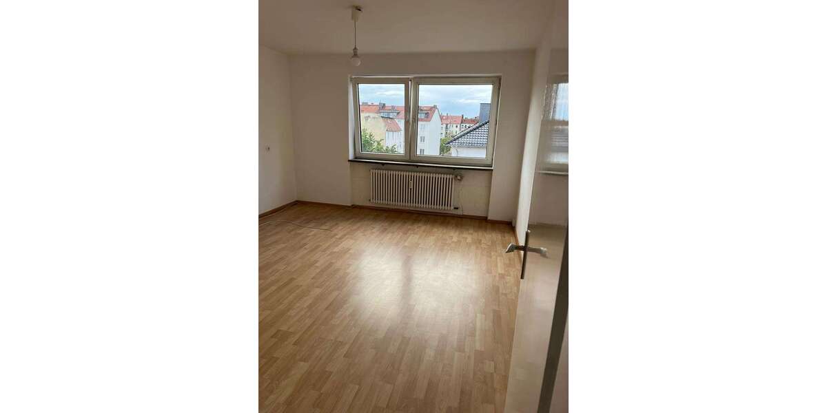 Etagenwohnung Kassel Südstadt - 3 Zimmer, 90 m&sup2;, 695&euro; | Angebot:27106141