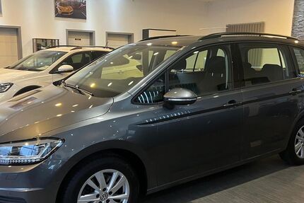 VW Touran 173.985 km 18.985 &euro; Volkmarsen 34471