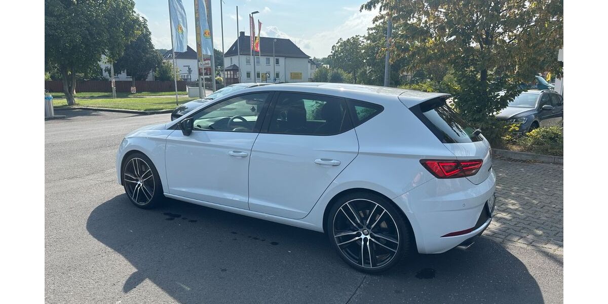 Seat Leon 110.000 km 19.700 &euro; Kassel 34123