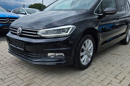 VW Touran 151.874 km 13.650 &euro; Calden 34379
