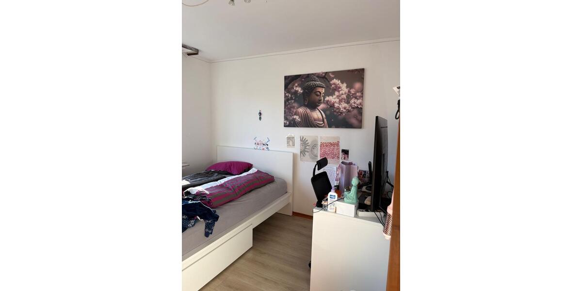 Etagenwohnung Vellmar - 4 Zimmer, 100 m&sup2;, 850&euro; | Angebot:26660252