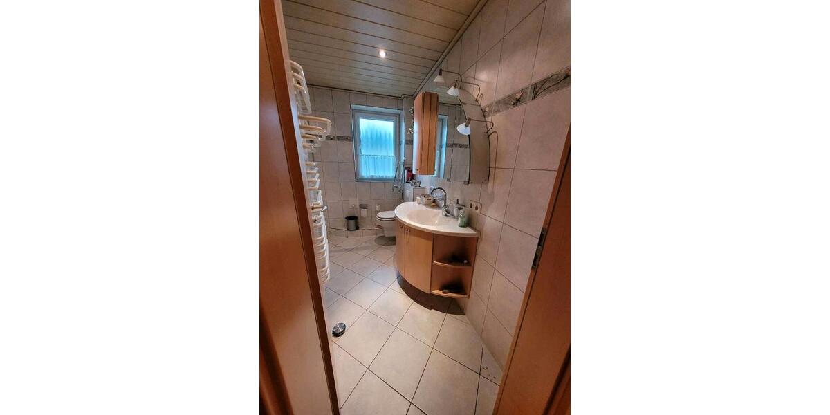 Doppelhaushälfte Baunatal - 5 Zimmer, 141 m&sup2;, 320.000&euro; | Angebot:25943961