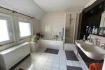 Einfamilienhaus Hofgeismar - 7 Zimmer, 216 m&sup2;, 119.000&euro; | Angebot:27108640
