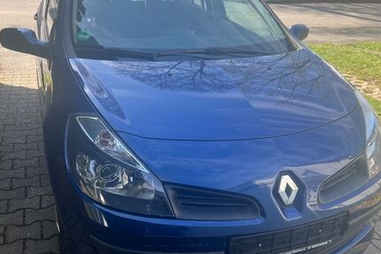Renault Clio 164.000 km 2.200 &euro; Kassel 34117