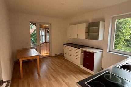 2-Zimmer-Wohnung mit Wintergarten + Gartenutzung 2 zimmer