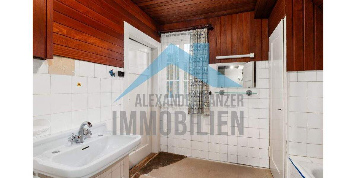 Mehrfamilienhaus, Wohnhaus Kassel Wehlheiden - 7 Zimmer, 180 m&sup2;, 479.900&euro; | Angebot:25705679