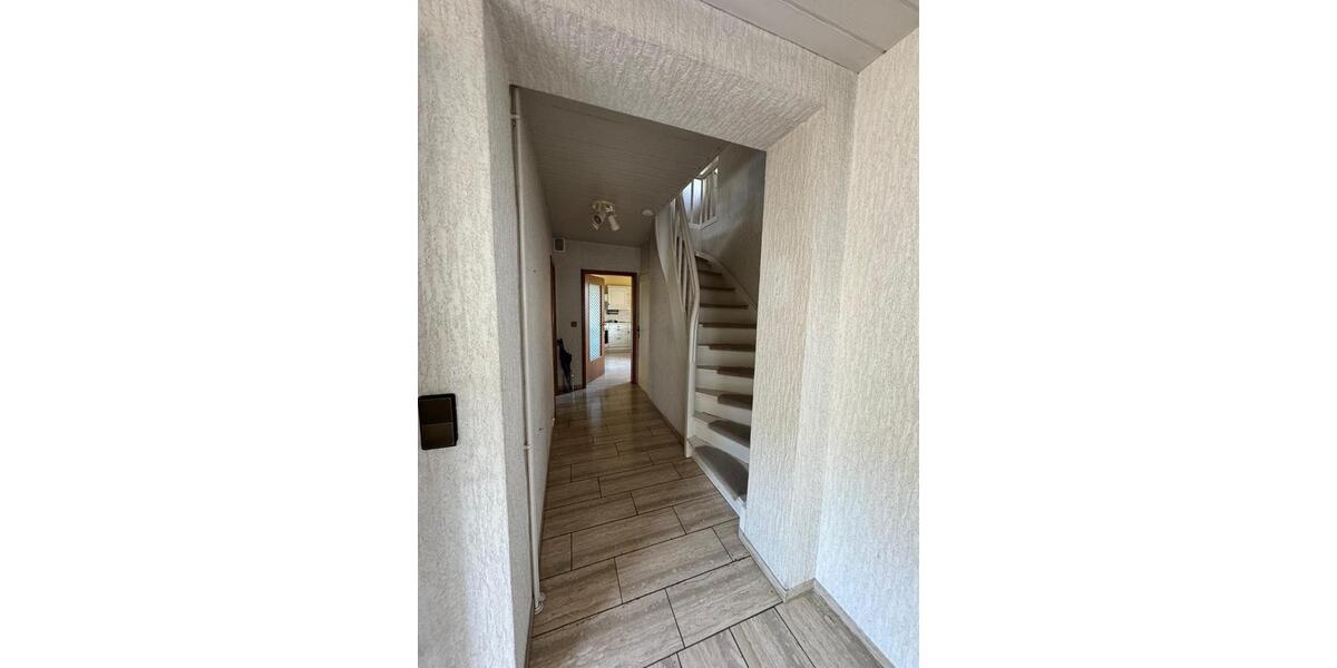 Doppelhaushälfte Witzenhausen Hundelshausen - 7 Zimmer, 160 m&sup2;, 180.000&euro; | Angebot:25175148