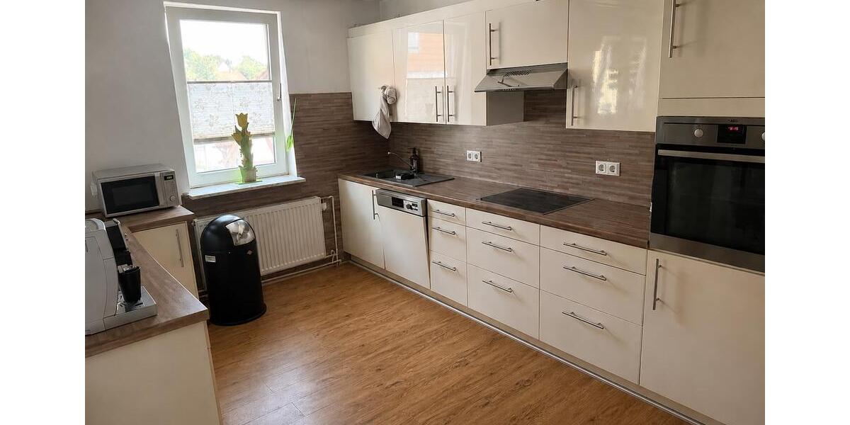 Einfamilienhaus Naumburg - 5 Zimmer, 175 m&sup2;, 199.000&euro; | Angebot:27299879