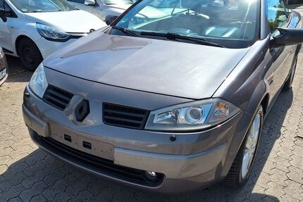 Renault Megane 144.600 km 3.899 &euro; Kassel 34125
