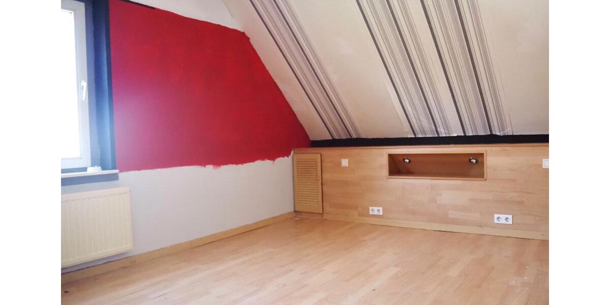 Einfamilienhaus Staufenberg - 7 Zimmer, 128 m&sup2;, 220.000&euro; | Angebot:25840947