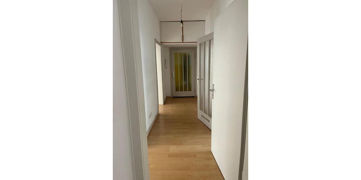 Hochparterre Kassel Südstadt - 3 Zimmer, 75 m&sup2;, 580&euro; | Angebot:25231519
