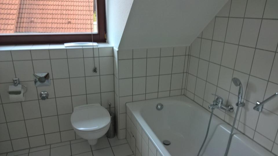 Neue möblierte helle 3 ZKB Balkon zu vermieten, KS Wolfsanger 3 zimmer