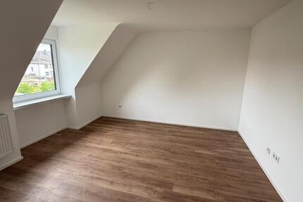 Wohnung Kassel Niederzwehren - 2 Zimmer, 70 m&sup2;, 800&euro; | Angebot:26431504