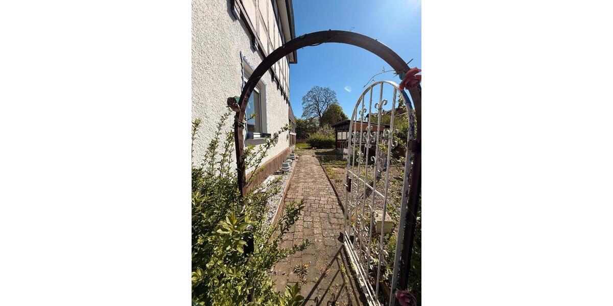 Einfamilienhaus Fritzlar - 5 Zimmer, 123 m&sup2;, 240.000&euro; | Angebot:26940673
