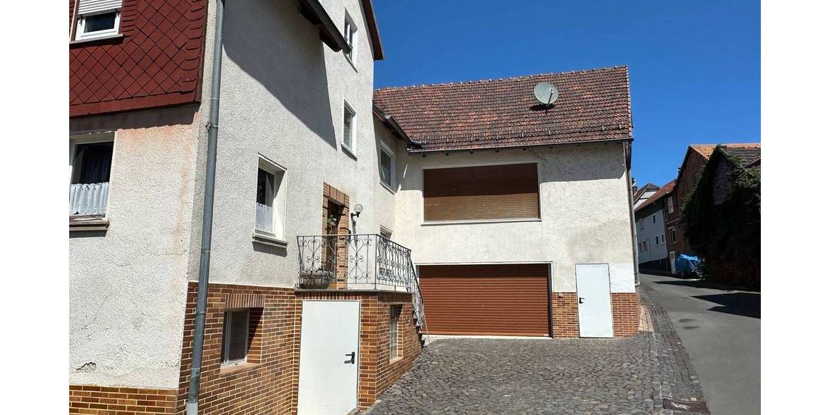 Mehrfamilienhaus, Wohnhaus Gudensberg Obervorschütz - 9 Zimmer, 239 m&sup2;, 125.000&euro; | Angebot:26154872