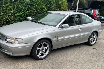 Volvo C70 123.500 km 8.765 &euro; Vellmar 34246