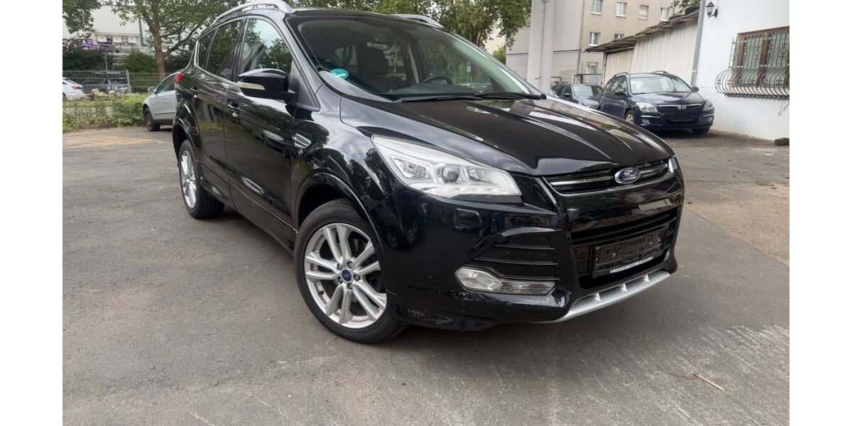 Ford Kuga 158.594 km 9.450 &euro; Kassel 34125