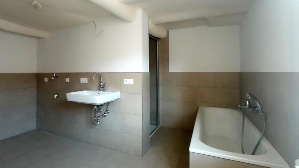 Maisonettenwohnung Helsa - 5 Zimmer, 126 m&sup2;, 980&euro; | Angebot:26183784