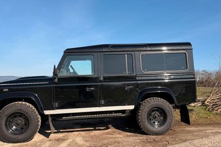Land Rover Defender 149.096 km 24.990 &euro; Hann. Münden 34346