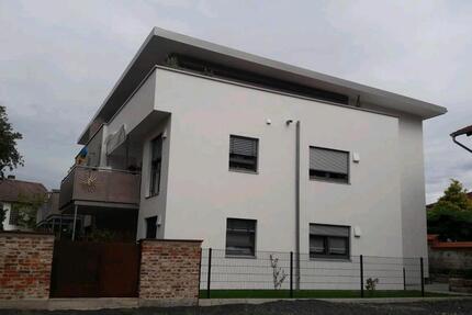 Helle Penthouse Wohnung ca. 100 qm in Oberkaufungen 3 zimmer