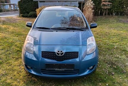 Toyota Yaris 110.000 km 2.500 &euro; Spangenberg 34286