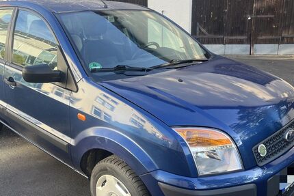 Ford Fusion 135.000 km 2.200 € Kassel 34134