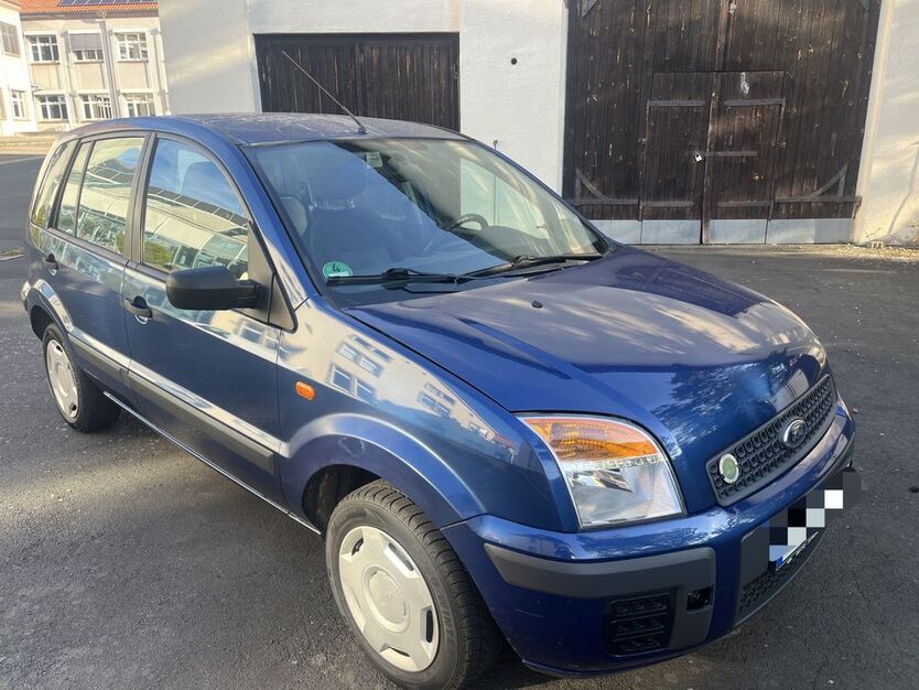 Ford Fusion 135.000 km 2.200 € Kassel 34134