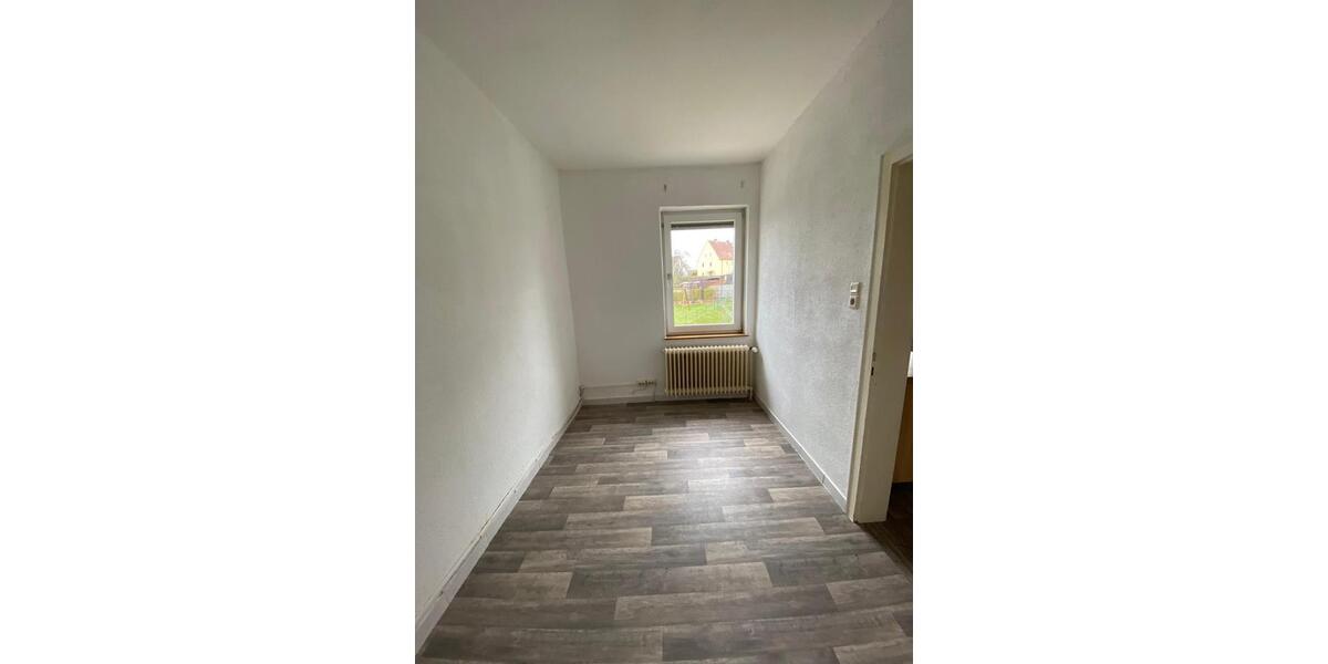 Einfamilienhaus Kassel Bettenhausen - 7 Zimmer, 150 m&sup2;, 1.950&euro; | Angebot:26554827