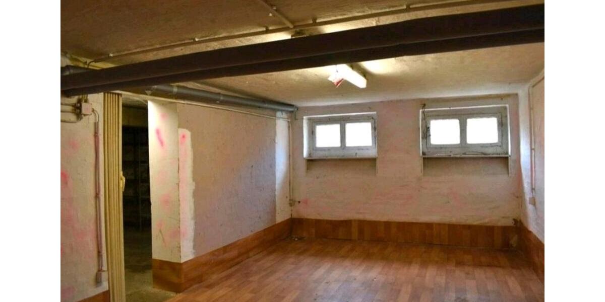 Etagenwohnung Kassel Bettenhausen - 3 Zimmer, 83 m&sup2;, 90.000&euro; | Angebot:27260246