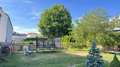 VERMIETET  SANIERT  GROßES GRUNDSTÜCK 9 zimmer