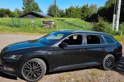 Skoda Superb 214.500 km 15.499 &euro; Wolfhagen 34466