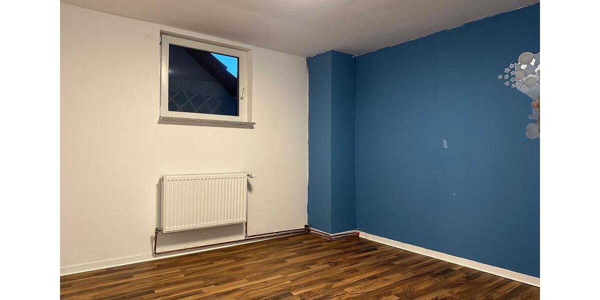 Einfamilienhaus Grebenstein - 6 Zimmer, 140 m&sup2;, 185.000&euro; | Angebot:26232358