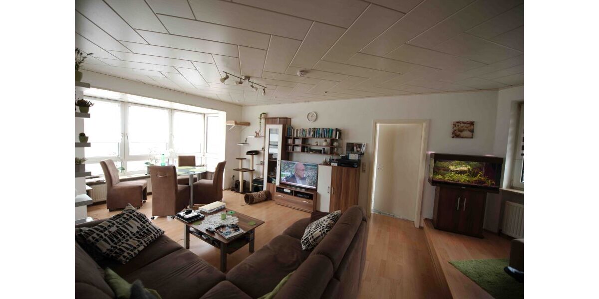 Provisionsfrei* Attraktive Kapitalanlage im Stadtzentrum von Baunatal: 8 Wohn- und 2 Gewerbe-Einheiten + Tiefgarage, Nettomiete -116 TJahr - Mehrfamilienhaus, Wohnhaus Baunatal Altenbauna | Angebot:25995398