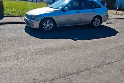Lexus IS 200 253.000 km 3.550 &euro; Kassel 34125