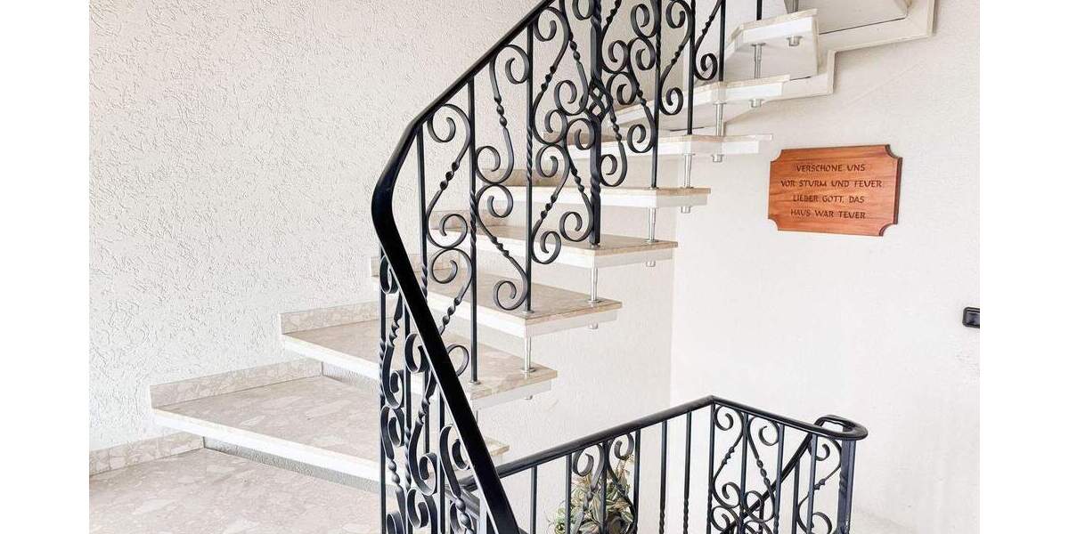 Mehrfamilienhaus, Wohnhaus Kaufungen Niederkaufungen - 5 Zimmer, 180 m&sup2;, 330.000&euro; | Angebot:25314204