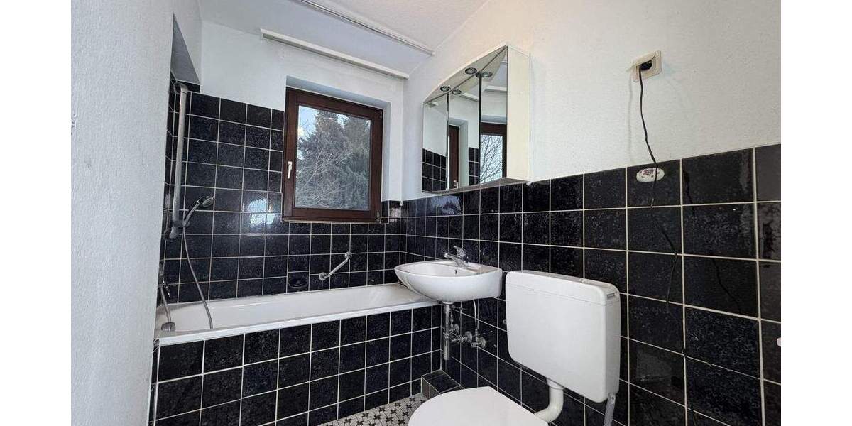 Mehrfamilienhaus, Wohnhaus Kassel Harleshausen - 9 Zimmer, 175 m&sup2;, 495.000&euro; | Angebot:25835625