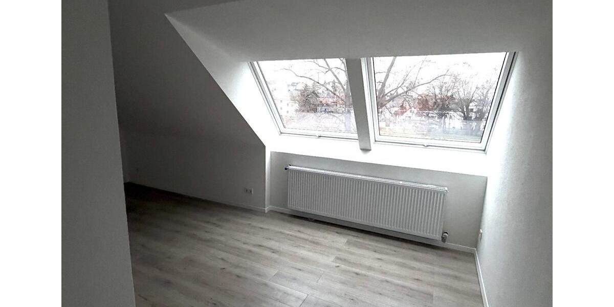 Vermiete Lohfelden - 3 Zimmer Wohnung DG Erstbezug 3 zimmer