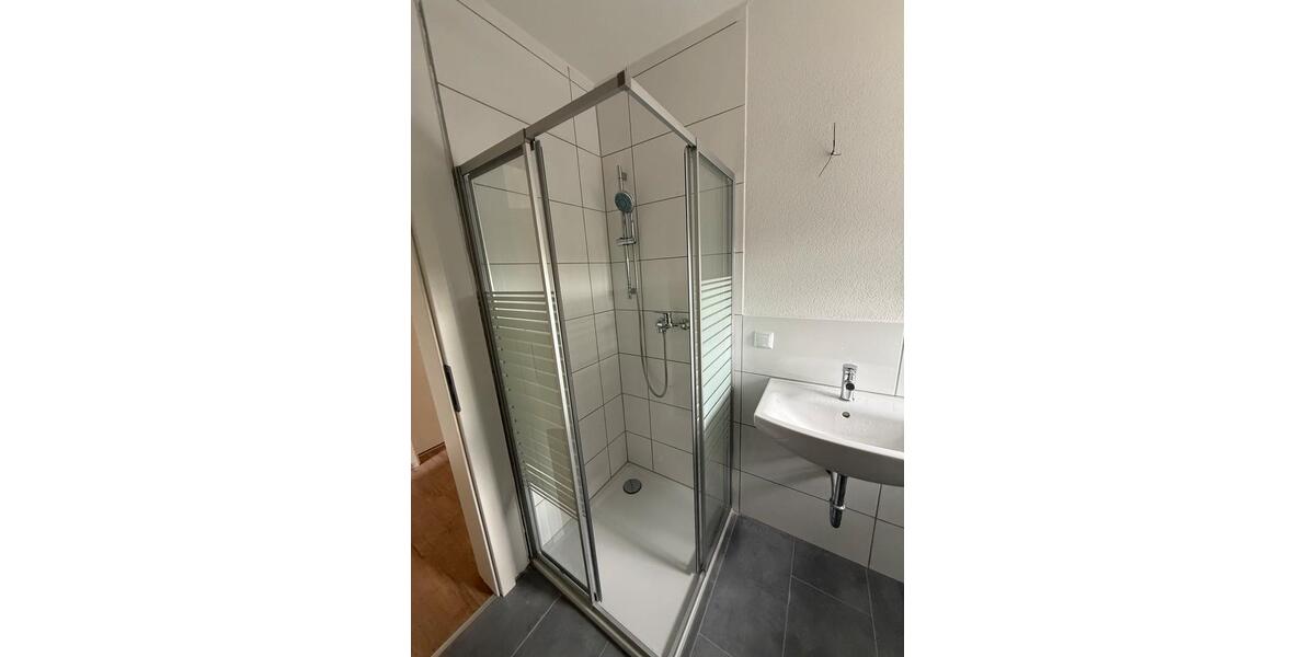 Dachgeschoßwohnung Baunatal - 2 Zimmer, 65 m&sup2;, 690&euro; | Angebot:26632470