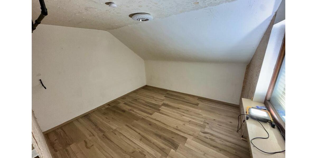 Einfamilienhaus Kassel Südstadt - 8 Zimmer, 171 m&sup2;, 489.000&euro; | Angebot:26415370