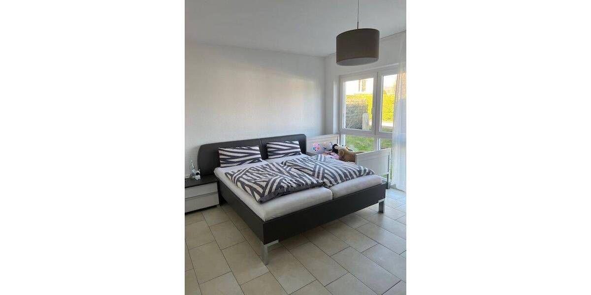 Etagenwohnung Kassel Bad Wilhelmshöhe - 3 Zimmer, 92 m&sup2;, 1.450&euro; | Angebot:26392608