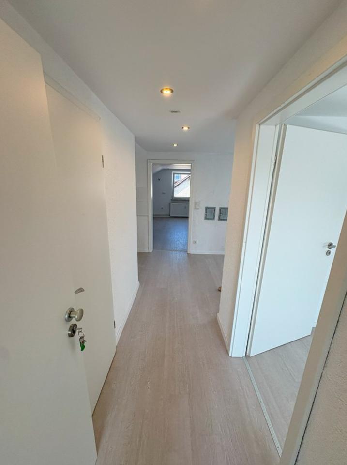Geschmackvolle 2-Zimmer-Dachgeschoßwohnung in Baunatal
