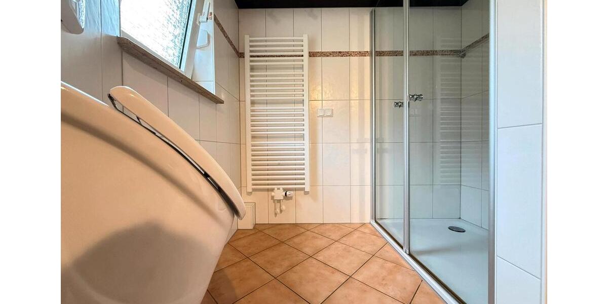 Mehrfamilienhaus, Wohnhaus Körle - 11 Zimmer, 326 m&sup2;, 349.000&euro; | Angebot:27120350