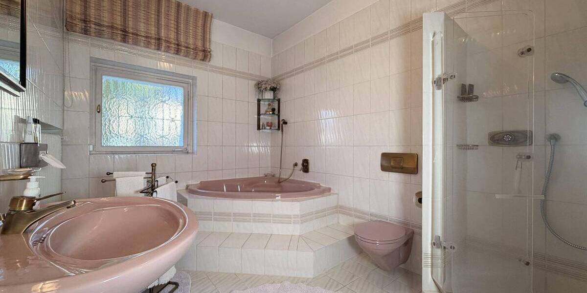 Mehrfamilienhaus, Wohnhaus Kassel Mitte - 1 Zimmer, 538 m&sup2;, 1.500.000&euro; | Angebot:26306111
