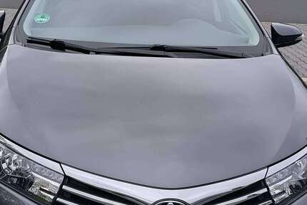 Toyota Corolla 85.000 km 8.300 &euro; Lohfelden 34253