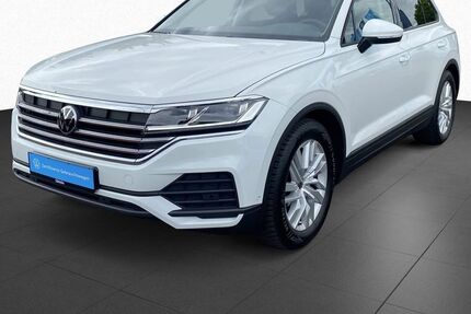 VW Touareg 22.390 km 55.833 &euro; Kassel 34123