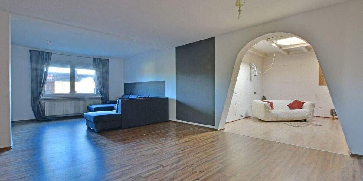 Reihenendhaus Hessisch Lichtenau - 7 Zimmer, 226 m&sup2;, 230.000&euro; | Angebot:26432911