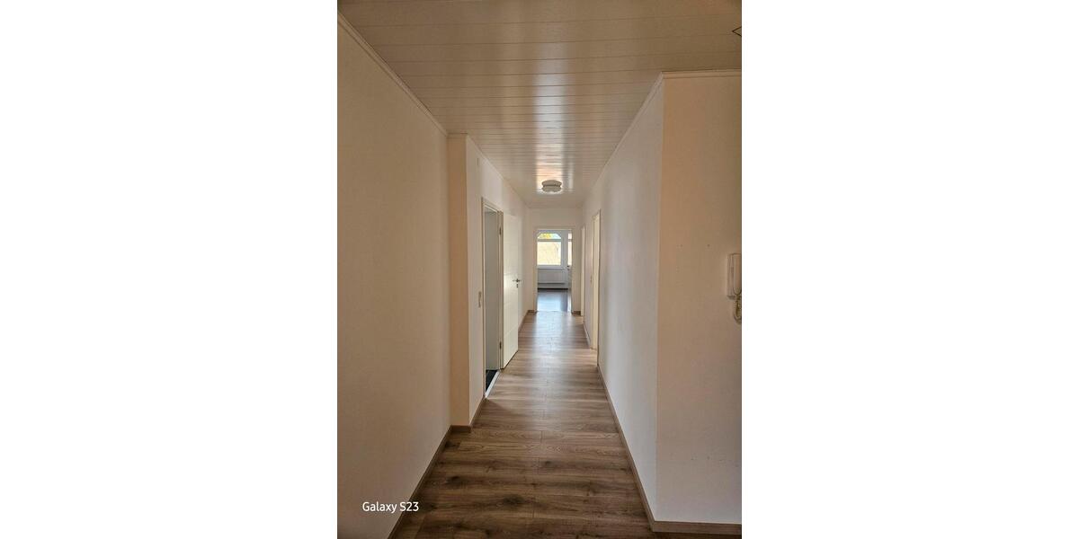Dachgeschoßwohnung Hofgeismar - 3 Zimmer, 120 m&sup2;, 900&euro; | Angebot:26302643