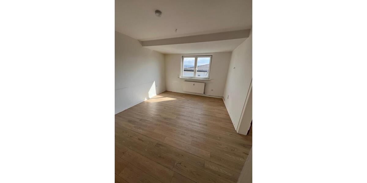 Dachgeschoßwohnung Melsungen - 3 Zimmer, 54 m&sup2;, 540&euro; | Angebot:26233626